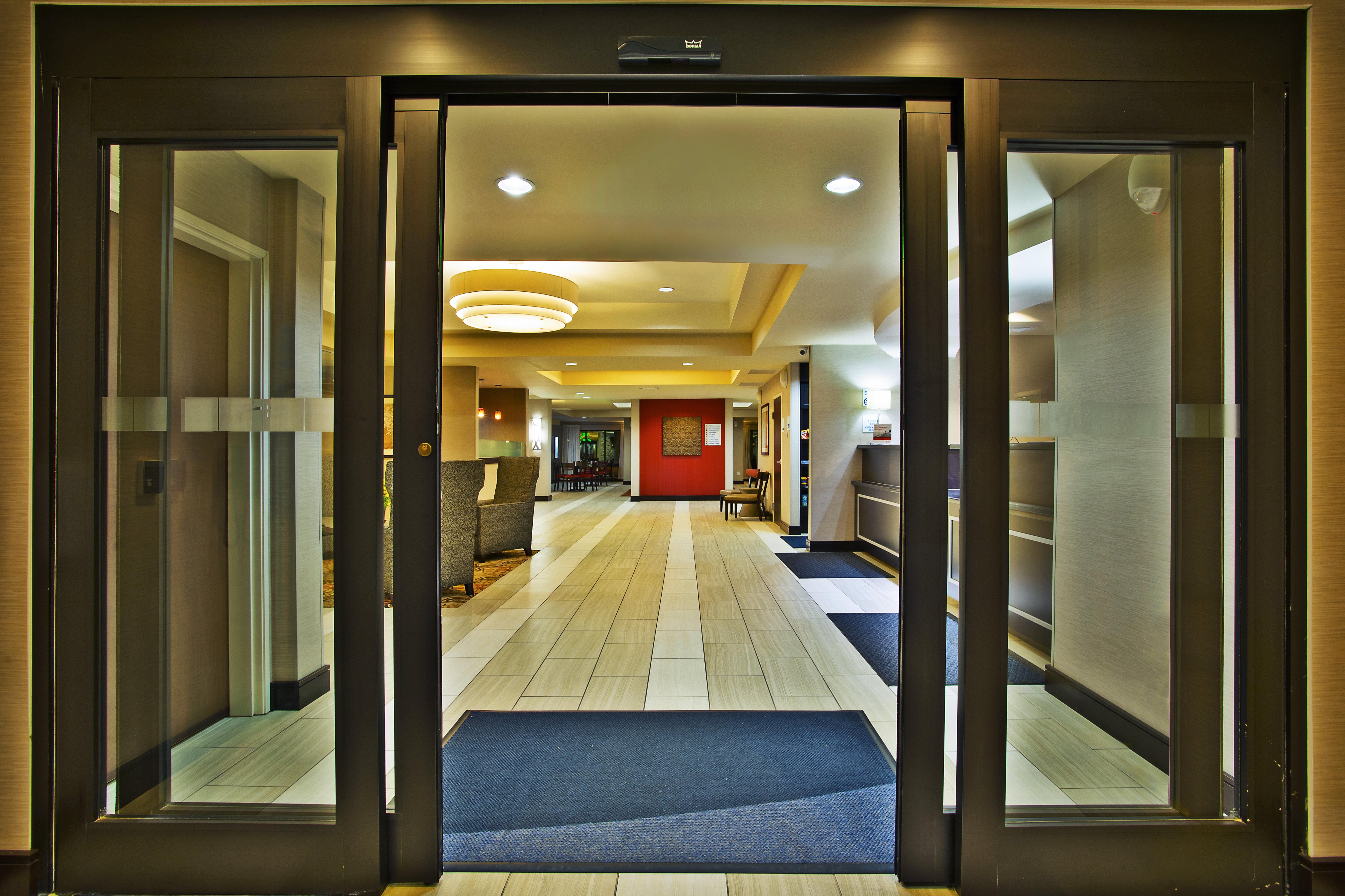 Holiday Inn Express & Suites Springfield By Ihg Esterno foto