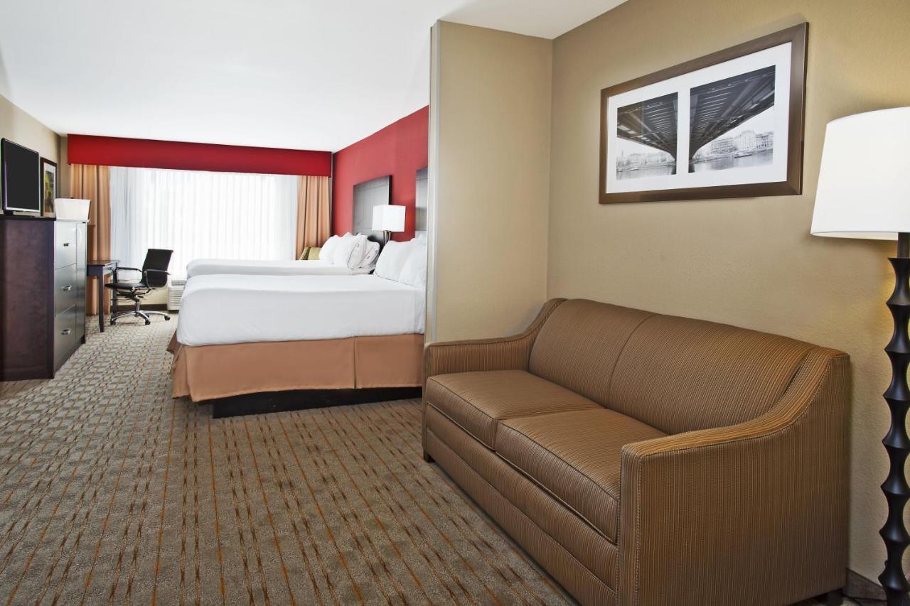 Holiday Inn Express & Suites Springfield By Ihg Esterno foto